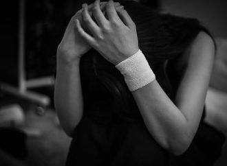 “Come in una bolla”: una lettura della dipendenza affettiva e del suo trattamento